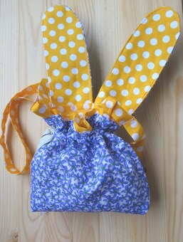 Horizontal rabbit bag1